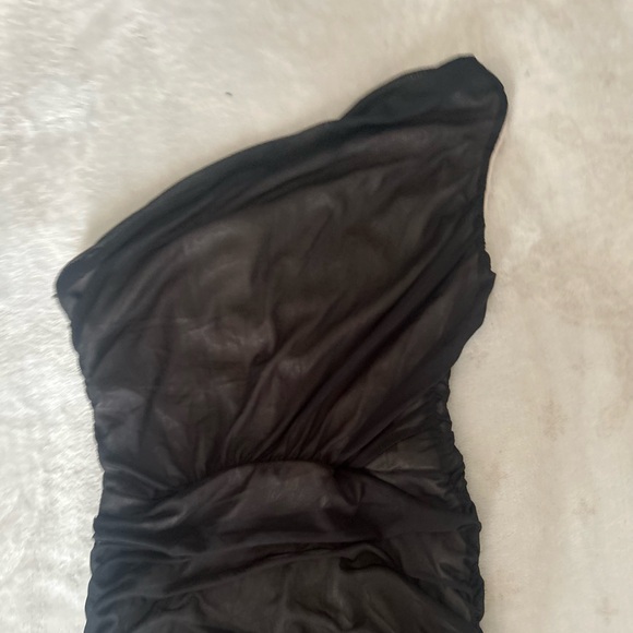 Dress - Picture 5 of 9